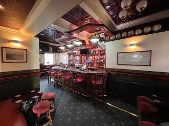 A well preserved and immaculately presented Town Centre Pub (ref 1639) A well preserved and immaculately presented Town Centre Pub (ref 1639)