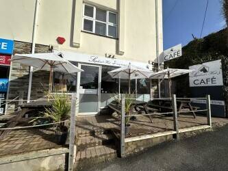 DEVON SEASIDE VILLAGE CENTRE CAFÉ FOR SALE