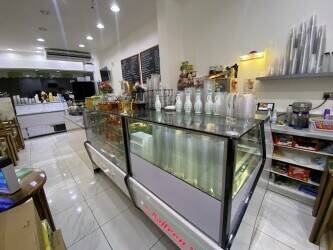 An Established Ice Cream and Juice Shop for Sale in North London