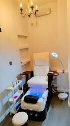 Beauty Salon to rent