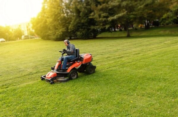 ***Reduced ÂŁ29,000*** Highly Reputable Garden Machinery Business for Sale based in Oxfordshire ***Reduced ÂŁ29,000*** Highly Reputable Garden Machinery Business for Sale based in Oxfordshire