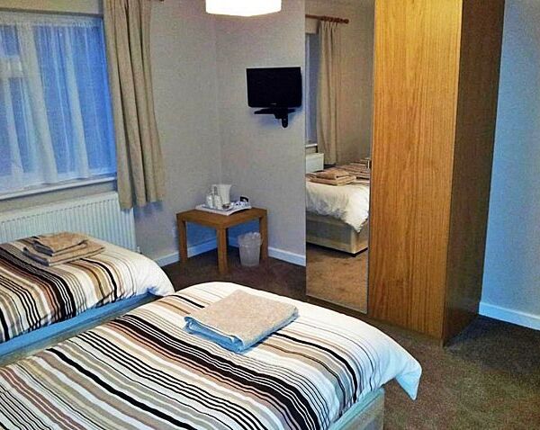 Detached Bunglow Guest House for Sale Detached Bunglow Guest House for Sale