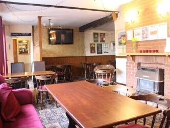NORFOLK BROADS - LEASEHOLD PUB WITH ANNUAL TURNOVER OVER £500K Photo 3