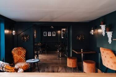 STOW ON THE WOLD - FULLY LICENSED RESTAURANT Photo 3