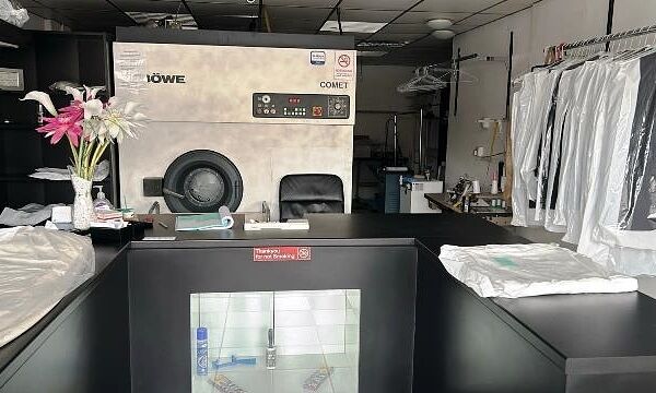 Dry Cleaners for Sale Photo 3