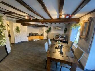 SUPERB STYLISH CAFE BISTRO IN PRIME VILLAGE LOCATION NEAR CHESTER Photo 3