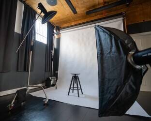Yoga & Photography Studio for Sale  Photo 4