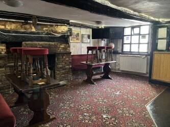 SOMERSET - TRADITIONAL WET LED VILLAGE PUBLIC HOUSE