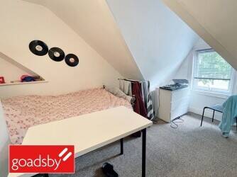 Overlooking Park - 3 x 2 Bedroom Flats Overlooking Park - 3 x 2 Bedroom Flats