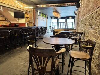PORT TALBOT – PROMINENT HIGH STREET BAR/NIGHTCLUB WITH THREE FLATS INVESTMENT PORT TALBOT – PROMINENT HIGH STREET BAR/NIGHTCLUB WITH THREE FLATS INVESTMENT