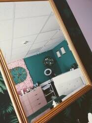 Beauty room for sale in heart of Wrexham town.