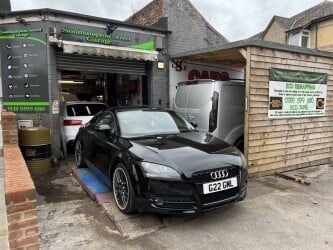 Car garages for sale Reading Berkshire