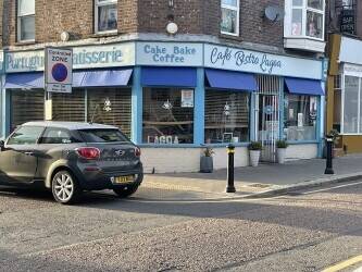 Highly rated Bistro-Coffee shop Highly rated Bistro-Coffee shop