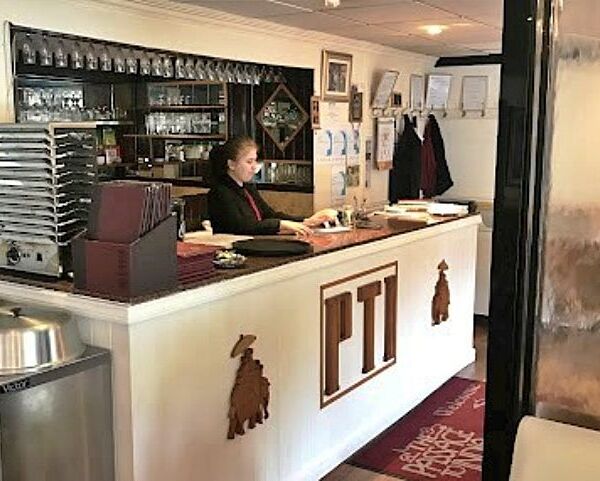 Restaurant & Takeaway for Sale Restaurant & Takeaway for Sale