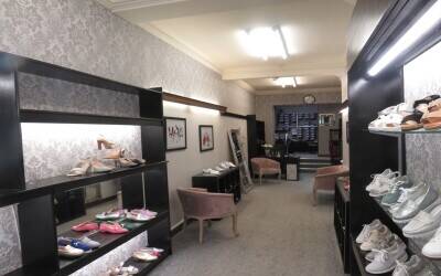 Established & Very Well-known Ladies Shoe Shop Business