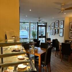 Cafe with superb location in Northumberland historic market town. Photo 4