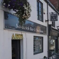 Cafe and takeaway for sale Cafe and takeaway for sale