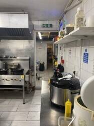 Vietnamese restaurant with 5 bedrooms for Sale in Biggleswade Vietnamese restaurant with 5 bedrooms for Sale in Biggleswade