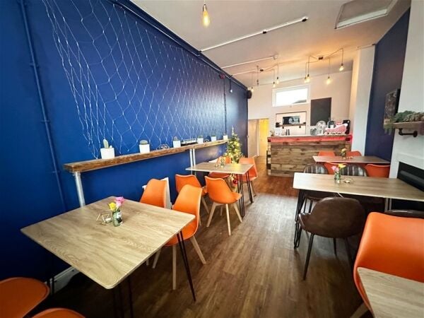 Bar/Restaurant in Glossop Photo 3