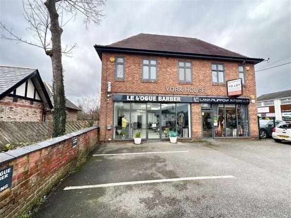 Barbers & Hair Salon in Bowdon, Altrincham Photo 3