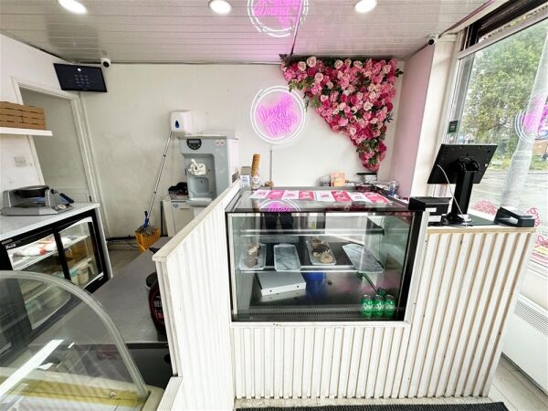 Dessert Parlour in Eccles Photo 3