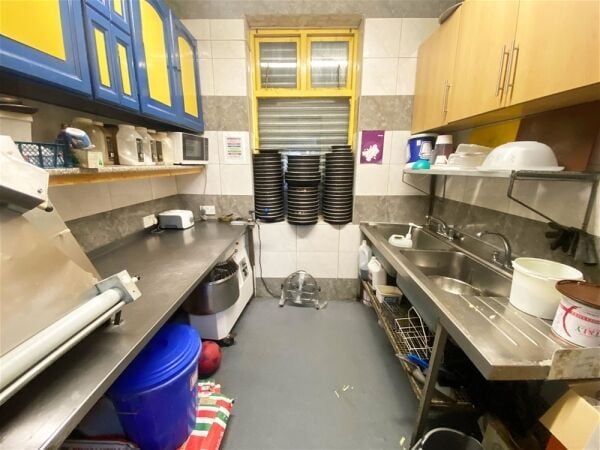 Hot Food Takeaway in Reddish Hot Food Takeaway in Reddish