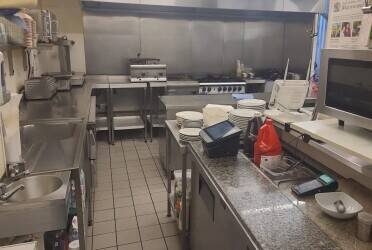 Established Cafe for Sale in Croxley Green, Rickmansworth. Photo 3