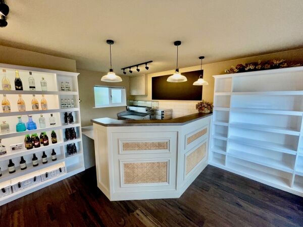 Leasehold Retail Unit Or Deli Located In Mawnan Smith, Near Falmouth Photo 3