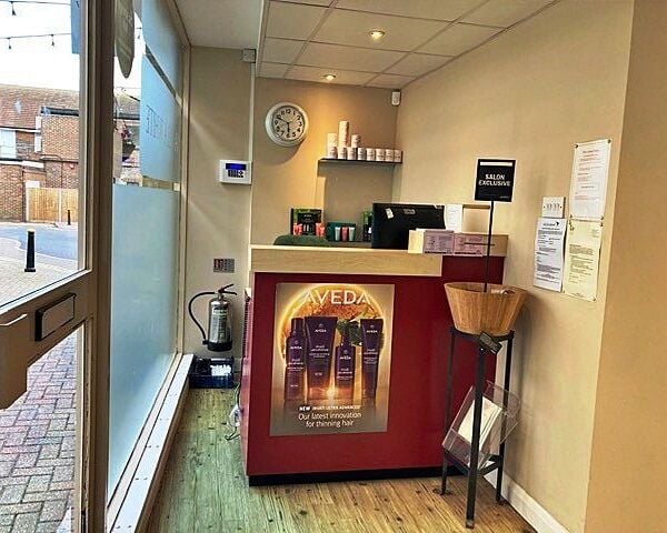 Hairdressing Salon Specialising In The Use Of Natural Products for Sale Hairdressing Salon Specialising In The Use Of Natural Products for Sale