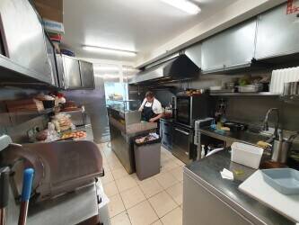 STUNNING CAFÉ / COFFEE SHOP / BISTRO WITH FULL A3 & ALCOHOL (2300)