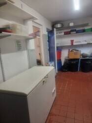 Indian Takeaway located in the central location of Grove Park Quick Sale
