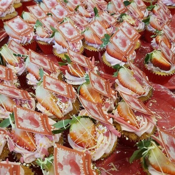 RENOWNED CATERING COMPANY