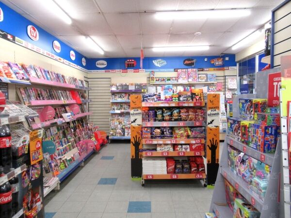 LEASEHOLD NEWS CONVENIENCE - SKELMERSDALE Photo 3