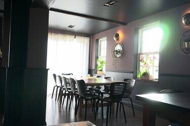 WORCESTERSHIRE, MALVERN HILLS - EXCELLENT OPPORTUNITY TO OPERATE PUBLIC HOUSE AND RESTAURANT AT WELL WORCESTERSHIRE, MALVERN HILLS - EXCELLENT OPPORTUNITY TO OPERATE PUBLIC HOUSE AND RESTAURANT AT WELL