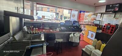 Dixi Chicken and Pizza Photo 4