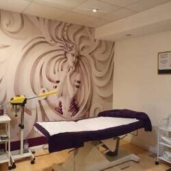 Beauty salon for sale in southall Beauty salon for sale in southall