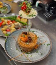 Greek/Romanian/english restaurant for sale in harlow