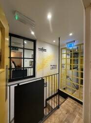 Gourmet Burger Restaurant & Bar for Sale Gourmet Burger Restaurant & Bar for Sale