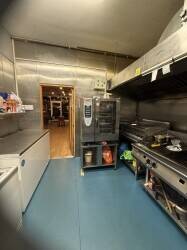 Burger and dessert shop for sale Burger and dessert shop for sale
