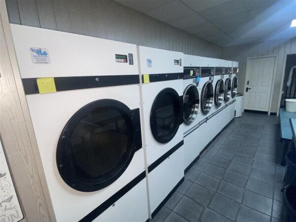 Launderette & Dry Cleaners For Sale in Barnsley Photo 3
