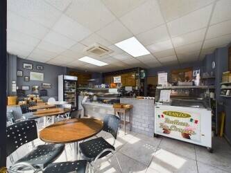 English & Italian Caf&eacute; for Sale &ndash; Business & Freehold Available &ndash; Crosby, Liverpool