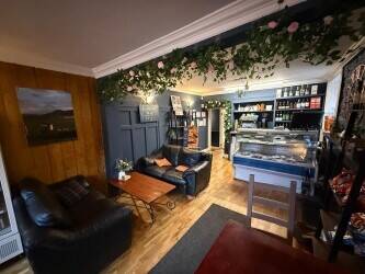 A Neatly Presented Restaurant Opportunity close to Edinburgh in affluent Borders town (ref 1720)