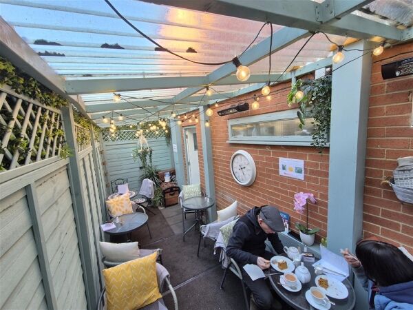 Cafe & Sandwich Bars For Sale in Saltburn-by-the-Sea Photo 3