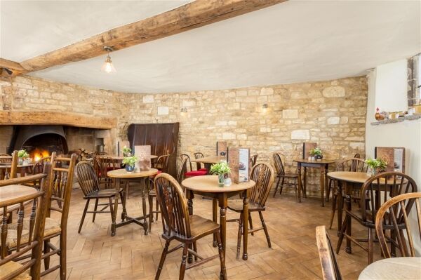 Boutique Cotswolds Tearooms and Bed & Breakfast For Sale For Sale in Chipping Campden Photo 3