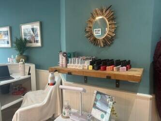 Beauty Salon in affluent town centre location