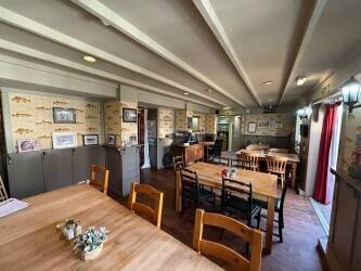 A superb hotel located in a sought-after village in the Scottish Borders (ref 1734)