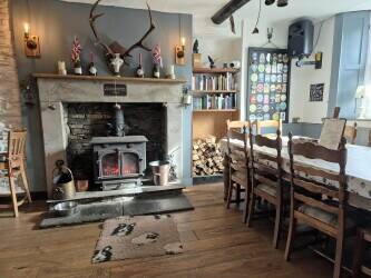 LAKE DISTRICT NATIONAL PARK – QUAINT VILLAGE PUB IN THE HEART OF GRIZEDALE FOREST