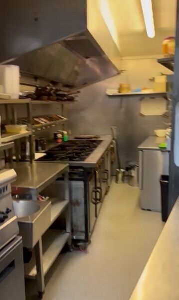 Contemporary Licensed Indian Restaurant for Sale Contemporary Licensed Indian Restaurant for Sale