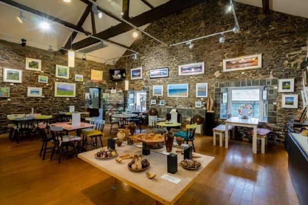 3 Luxury Holiday Cottages with Gallery & Tearoom