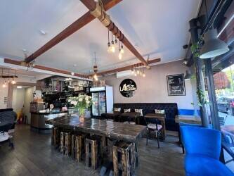 Well-established and popular caf&eacute; located in North West London.